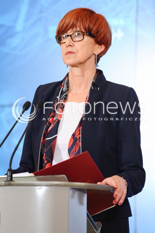  04.04.2017 WARSZAWA<br />KONFERENCJA PRASOWA PREMIER BEATY SZYDLO I MINISTER ELZBIETY RAFALSKIEJ <br />N/Z MINISTER RODZINY I POLITYKI SPOLECZNEJ ELZBIETA RAFALSKA<br /> 