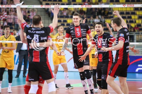  09.04.2017 LODZ <br />SIATKOWKA PLUS LIGA 2016/2017 MEN VOLLEYBALL POLAND POLISH PLUSLIGA LEAGUE SEASON 2016/2017 <br />MECZ PGE SKRA BELCHATOW - ASSECO RESOVIA RZESZOW <br />N/Z BARTLOMIEJ LEMANSKI FABIAN DRZYZGA RADOSC EMOCJE<br /> 