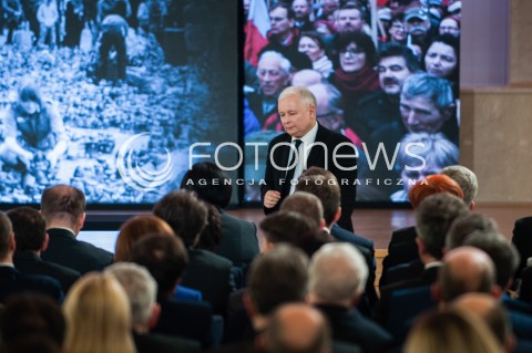  10.04.2017 WARSZAWA<br />UROCZYSTOSC UPAMIETNIENIA TRAGEDII SMOLENSKIEJ<br />N/Z JAROSLAW KACZYNSKI PO PRZEMOWIENIU<br /> 
