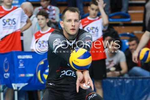 12.04.2017 RZESZOW<br />SIATKOWKA PLUSLIGA 2016/2017 MEN VOLLEYBALL POLAND POLISH PLUS LIGA LEAGUE SEASON 2016/2017<br />POLFINAL - SEMIFINAL - 2. MECZ<br />MECZ ASSECO RESOVIA RZESZOW - PGE SKRA BELCHATOW<br />N/Z BARTOSZ KUREK SYLWETKA <br /> 