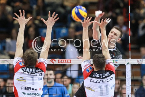  12.04.2017 RZESZOW<br />SIATKOWKA PLUSLIGA 2016/2017 MEN VOLLEYBALL POLAND POLISH PLUS LIGA LEAGUE SEASON 2016/2017<br />POLFINAL - SEMIFINAL - 2. MECZ<br />MECZ ASSECO RESOVIA RZESZOW - PGE SKRA BELCHATOW<br />N/Z MARIUSZ WLAZLY <br /> 