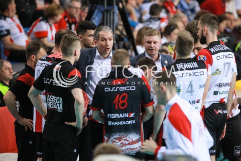  12.04.2017 RZESZOW<br />SIATKOWKA PLUSLIGA 2016/2017 MEN VOLLEYBALL POLAND POLISH PLUS LIGA LEAGUE SEASON 2016/2017<br />POLFINAL - SEMIFINAL - 2. MECZ<br />MECZ ASSECO RESOVIA RZESZOW - PGE SKRA BELCHATOW<br />N/Z ANDRZEJ KOWAL - I TRENER ( HEAD COACH ) MARCIN OGONOWSKI - II TRENER ( ASSISTANT COACH ) <br /> 