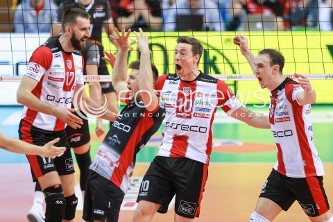  12.04.2017 RZESZOW<br />SIATKOWKA PLUSLIGA 2016/2017 MEN VOLLEYBALL POLAND POLISH PLUS LIGA LEAGUE SEASON 2016/2017<br />POLFINAL - SEMIFINAL - 2. MECZ<br />MECZ ASSECO RESOVIA RZESZOW - PGE SKRA BELCHATOW<br />N/Z MARCIN MOZDZONEK MATEUSZ MASLOWSKI JOCHEN SCHOPS ( SCHOEPS ) MARKO IVOVIC RADOSC EMOCJE <br /> 