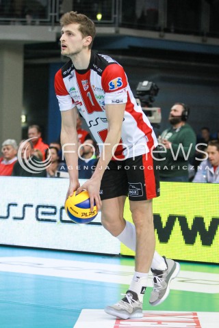  12.04.2017 RZESZOW<br />SIATKOWKA PLUSLIGA 2016/2017 MEN VOLLEYBALL POLAND POLISH PLUS LIGA LEAGUE SEASON 2016/2017<br />POLFINAL - SEMIFINAL - 2. MECZ<br />MECZ ASSECO RESOVIA RZESZOW - PGE SKRA BELCHATOW<br />N/Z PIOTR NOWAKOWSKI SYLWETKA <br /> 