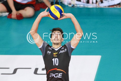  12.04.2017 RZESZOW<br />SIATKOWKA PLUSLIGA 2016/2017 MEN VOLLEYBALL POLAND POLISH PLUS LIGA LEAGUE SEASON 2016/2017<br />POLFINAL - SEMIFINAL - 2. MECZ<br />MECZ ASSECO RESOVIA RZESZOW - PGE SKRA BELCHATOW<br />N/Z NICOLAS URIARTE SYLWETKA <br /> 
