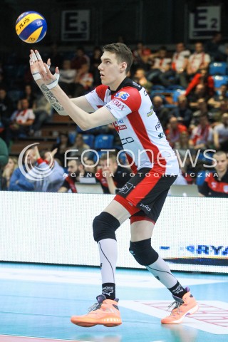  12.04.2017 RZESZOW<br />SIATKOWKA PLUSLIGA 2016/2017 MEN VOLLEYBALL POLAND POLISH PLUS LIGA LEAGUE SEASON 2016/2017<br />POLFINAL - SEMIFINAL - 2. MECZ<br />MECZ ASSECO RESOVIA RZESZOW - PGE SKRA BELCHATOW<br />N/Z BARTLOMIEJ LEMANSKI SYLWETKA <br /> 