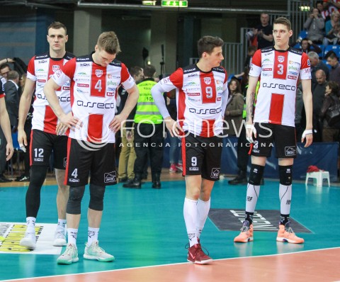  12.04.2017 RZESZOW<br />SIATKOWKA PLUSLIGA 2016/2017 MEN VOLLEYBALL POLAND POLISH PLUS LIGA LEAGUE SEASON 2016/2017<br />POLFINAL - SEMIFINAL - 2. MECZ<br />MECZ ASSECO RESOVIA RZESZOW - PGE SKRA BELCHATOW<br />N/Z GAVIN SCHMITT JOHN GORDON PERRIN THIBAULT ROSSARD BARTLOMIEJ LEMANSKI SMUTEK PORAZKA EMOCJE PRZEGRANA <br /> 