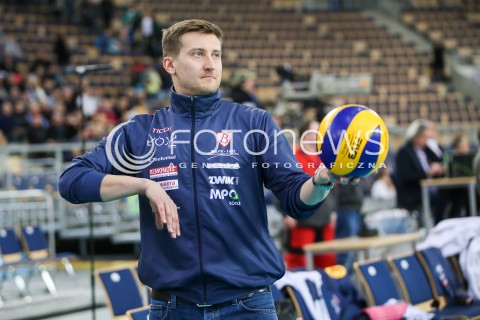  14.04.2017 LODZ SIATKOWKA ORLEN LIGA SEZON 2016/2017 <br />
GROT BUDOWLANI LODZ - KPS CHEMIK POLICE <br />
N/Z BLAZEJ KRZYSZTALOWICZ SYLWETKA<br />
 