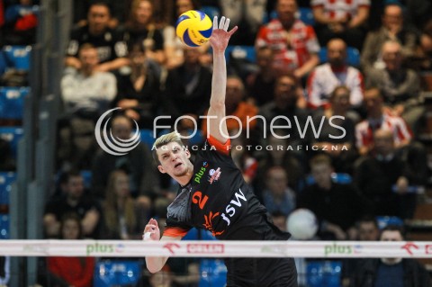  23.04.2017 RZESZOW<br />SIATKOWKA PLUSLIGA 2016/2017 MEN VOLLEYBALL POLAND POLISH PLUS LIGA LEAGUE SEASON 2016/2017 <br />MECZ  O 3. MIEJSCE - II MECZ<br />MECZ ASSECO RESOVIA RZESZOW - JASTRZEBSKI WEGIEL <br />N/Z MACIEJ MUZAJ SYLWETKA ATAK <br /> 