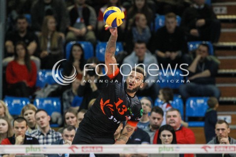  23.04.2017 RZESZOW<br />SIATKOWKA PLUSLIGA 2016/2017 MEN VOLLEYBALL POLAND POLISH PLUS LIGA LEAGUE SEASON 2016/2017 <br />MECZ  O 3. MIEJSCE - II MECZ<br />MECZ ASSECO RESOVIA RZESZOW - JASTRZEBSKI WEGIEL <br />N/Z SALVADOR HIDALGO OLIVA SYLWETKA ATAK<br /> 