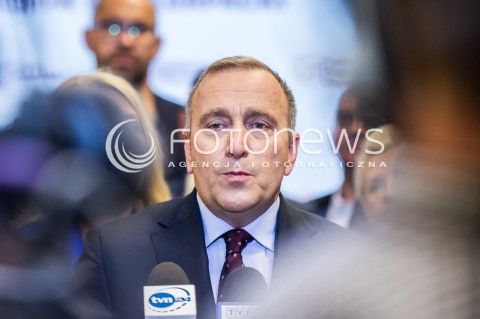  26.04.2017 RZESZOW<br />KONFERENCJA PRASOWA PRZEWODNICZACEGO PLATFORMY OBYWATELSKIEJ GRZEGORZA SCHETYNY I 60 PARLAMENTARZYSTOW PO Z OKAZJI INAUGURACJI CYKLU SPOTKAN OBYWATELSKIE PODKARPACIE KTORE ODBYWAJA SIE W DNIU DZISIEJSZYM W 18 POWIATACH NA TERENIE WOJEWODZTWA PODKARPACKIEGO <br />N/Z GRZEGORZ SCHETYNA <br /> 