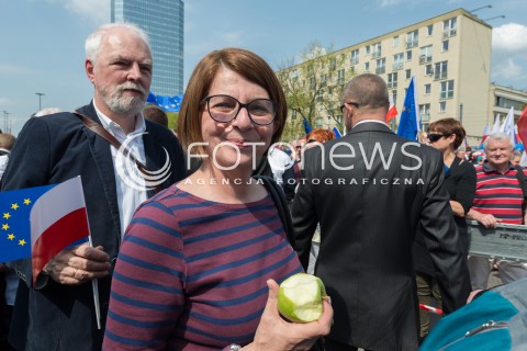  06.05.2017 WARSZAWA<br />MARSZ WOLNOSCI<br />N/Z JULIA PITERA<br /> 