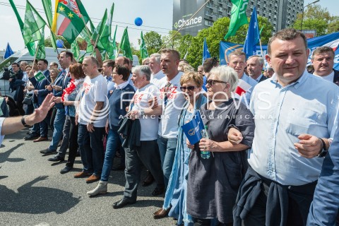  06.05.2017 WARSZAWA<br />MARSZ WOLNOSCI<br />N/Z RYSZARD PETRU BORYS BUDKA MALGORZATA KIDAWA BLONSKA EWA KOPACZ  WLADYSLAW KOSINIAK KAMYSZ BOGDAN BORUSEWICZ KATARZYNA LUBNAUER<br /> 