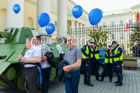  06.05.2017 WARSZAWA<br />MARSZ WOLNOSCI<br />N/Z UCZESTNICY MARSZU<br /> 