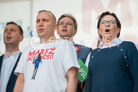  06.05.2017 WARSZAWA<br />MARSZ WOLNOSCI<br />N/Z GRZEGORZ SCHETYNA EWA KOPACZ<br /> 