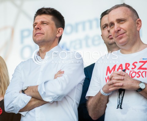  06.05.2017 WARSZAWA<br />MARSZ WOLNOSCI<br />N/Z RYSZARD PETRU GRZEGORZ SCHETYNA<br /> 