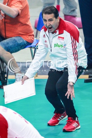  20.05.2017 KATOWICE <br />SIATKOWKA MEZCZYZN <br />ALEJA GWIAZD SIATKOWKI<br />MECZ TOWARZYSKI POLSKA - IRAN<br />N/Z FERDINANDO DE GIORGI - I TRENER ( HEAD COACH ) SYLWETKA ZLOSC EMOCJE ZDENERWOWANIE<br /> 