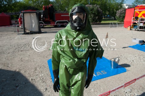  20.05.2017 WARSZAWA<br />STRAZACKA NOC MUZEOW W MINISTERSTWIE SPRAW WEWNETRZNYCH I ADMINISTACJI<br />N/Z OCHRONA PRZECIWCHEMICZNA<br /> 