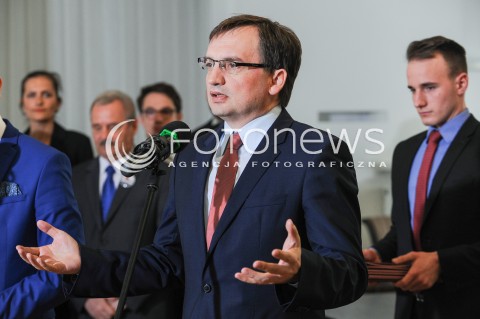  26.05.2017 WARSZAWA MINISTERSTWO SPRAWIEDLIWOSCI<br />KONFERENCJA PRASOWA DOTYCZACA POWOLANIA CZLONKOW RADY SPOLECZNEJ PRZY KOMISJI WERYFIKACYJNEJ<br />N/Z ZBIGNIEW ZIOBRO<br /> 