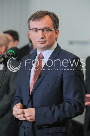  26.05.2017 WARSZAWA MINISTERSTWO SPRAWIEDLIWOSCI<br />KONFERENCJA PRASOWA DOTYCZACA POWOLANIA CZLONKOW RADY SPOLECZNEJ PRZY KOMISJI WERYFIKACYJNEJ<br />N/Z ZBIGNIEW ZIOBRO<br /> 