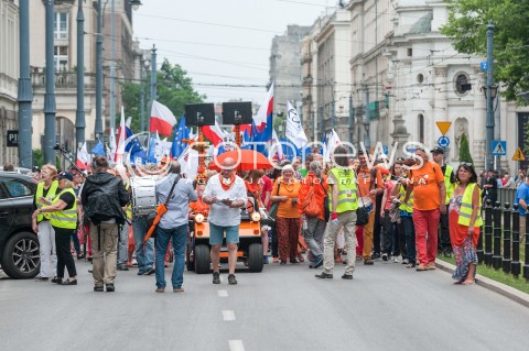  04.06.2017 WARSZAWA<br />WSZYSCY DLA WOLNOSCI<br />N/Z MANIFESTANCI<br /> 