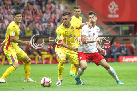  10.06.2017 WARSZAWA PILKA NOZNA <br />FOOTBALL POLISH ELIMINACJE MS 2018<br />MECZ POLSKA - RUMUNIA NA STADIONIE NARODOWYM<br />N/Z ROBERT LEWANDOWSKI  ALIN TOSCA <br /> 