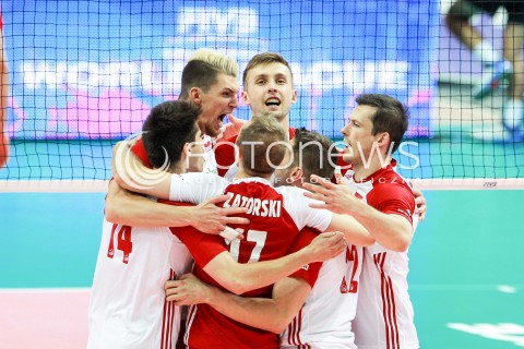  15.06.2017 KATOWICE <br />SIATKOWKA MEZCZYZN <br />LIGA SWIATOWA 2017 <br />FIVB VOLLEYBALL WORLD LEAGUE 2017 <br />MECZ POLSKA - ROSJA ( Poland - Russia ) <br />N/Z MATEUSZ BIENIEK RAFAL BUSZEK MACIEJ MUZAJ RADOSC EMOCJE <br /> 