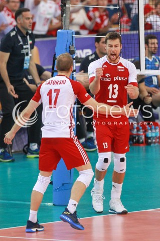  17.06.2017 LODZ <br />SIATKOWKA MEZCZYZN <br />LIGA SWIATOWA 2017 <br />FIVB VOLLEYBALL WORLD LEAGUE 2017 <br />MECZ POLSKA - IRAN ( Poland - Iran ) <br />N/Z MICHAL KUBIAK PAWEL ZATORSKI RADOSC EMOCJE SYLWETKA <br /> 