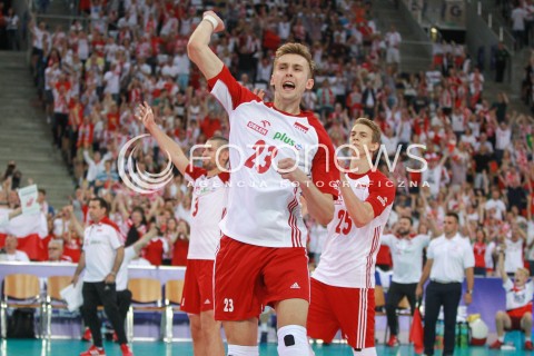  18.06.2017 LODZ <br />
SIATKOWKA MEZCZYZN <br />
LIGA SWIATOWA 2017 <br />
FIVB VOLLEYBALL WORLD LEAGUE 2017 <br />
MECZ POLSKA - IRAN ( Poland - USA ) <br />
N/Z MATEUSZ BIENIEK RADOSC EMOCJE SYLWETKA <br />
 