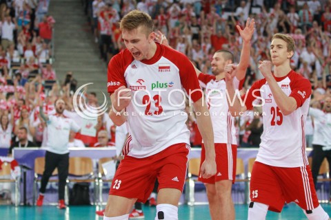  18.06.2017 LODZ <br />
SIATKOWKA MEZCZYZN <br />
LIGA SWIATOWA 2017 <br />
FIVB VOLLEYBALL WORLD LEAGUE 2017 <br />
MECZ POLSKA - IRAN ( Poland - USA ) <br />
N/Z MATEUSZ BIENIEK SYLWETKA RADOSC EMOCJE <br />
 