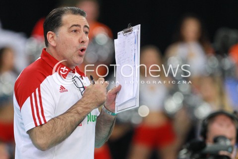  18.06.2017 LODZ <br />
SIATKOWKA MEZCZYZN <br />
LIGA SWIATOWA 2017 <br />
FIVB VOLLEYBALL WORLD LEAGUE 2017 <br />
MECZ POLSKA - IRAN ( Poland - USA ) <br />
N/Z FERDINANDO DE GIORGI - I TRENER ( HEAD COACH ) SYLWETKA <br />
 