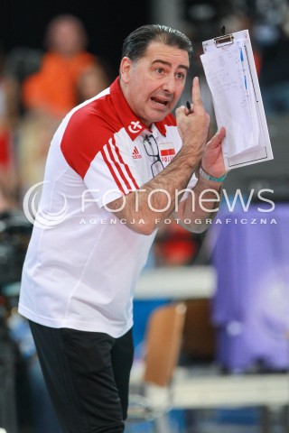  18.06.2017 LODZ <br />
SIATKOWKA MEZCZYZN <br />
LIGA SWIATOWA 2017 <br />
FIVB VOLLEYBALL WORLD LEAGUE 2017 <br />
MECZ POLSKA - IRAN ( Poland - USA ) <br />
N/Z FERDINANDO DE GIORGI - I TRENER ( HEAD COACH ) SYLWETKA <br />
 