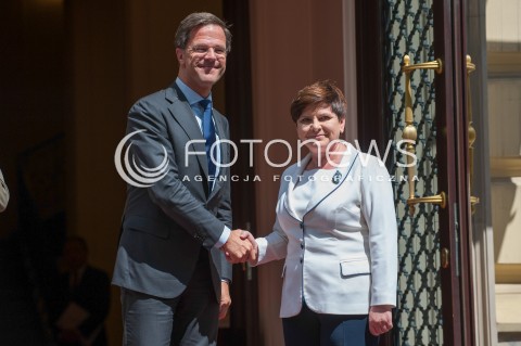  19.06.2017 WARSZAWA<br />SPOTKANIE PANSTW GRUPY WYSZEHRADZKIEJ ORAZ BENELUKSU<br />N/Z PREMIER BEATA SZYDLO PREMIER HOLANDII MARK RUTTE<br /> 