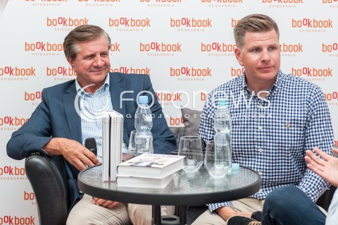  22.06.2017 WARSZAWA<br />PROMOCJA KSIAZKI CHAJZEROW DWOCH<br />N/Z FILIP CHAJZER ZYGMUNT CHAJZER<br /> 