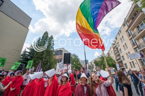  06.07.2017 WARSZAWA<br />MANIFESTACJA ANTY TRUMP<br />N/Z MANIFESTANCI<br /> 