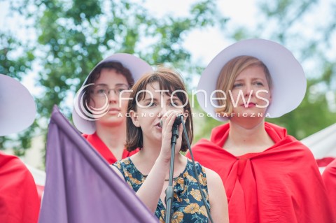  06.07.2017 WARSZAWA<br />MANIFESTACJA ANTY TRUMP<br />N/Z BARBARA WYCISK<br /> 