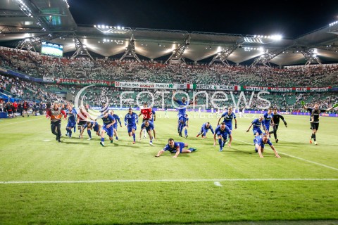 07.07.2017 WARSZAWA PILKA NOZNA <br />
FOOTBALL SUPERPUCHAR STADION LEGII<br />
MECZ LEGIA WARSZAWA - ARKA GDYNIA<br />
N/Z RADOSC DRUZYNY ARKA GDYNIA ZE ZDOBYCIA PUCHARU POLSKI<br />
 