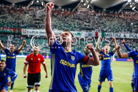  07.07.2017 WARSZAWA PILKA NOZNA <br />
FOOTBALL SUPERPUCHAR STADION LEGII<br />
MECZ LEGIA WARSZAWA - ARKA GDYNIA<br />
N/Z RADOSC DRUZYNY ARKA GDYNIA ZE ZDOBYCIA PUCHARU POLSKI<br />
 