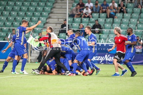  07.07.2017 WARSZAWA PILKA NOZNA <br />
FOOTBALL SUPERPUCHAR STADION LEGII<br />
MECZ LEGIA WARSZAWA - ARKA GDYNIA<br />
N/Z RADOSC DRUZYNY ARKA GDYNIA Z DOBYCIA PUCHARU POLSKI<br />
 