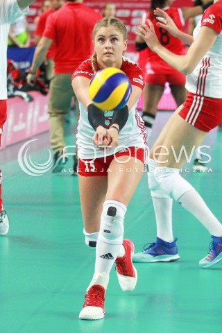  14.07.2017 OSTROWIEC SWIETOKRZYSKI <br />SIATKOWKA KOBIET <br />WORLD GRAND PRIX II DYWIZJI 2017 FIVB VOLLEYBALL <br />MECZ POLSKA - PERU ( POLAND - PERU ) <br />N/Z MARTYNA GRAJBER SYLWETKA <br /> 
