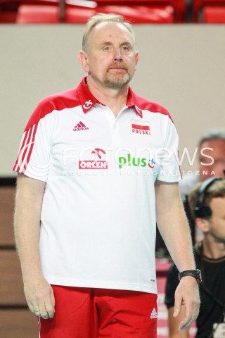  14.07.2017 OSTROWIEC SWIETOKRZYSKI <br />SIATKOWKA KOBIET <br />WORLD GRAND PRIX II DYWIZJI 2017 FIVB VOLLEYBALL <br />MECZ POLSKA - PERU ( POLAND - PERU ) <br />N/Z JACEK NAWROCKI - I TRENER ( HEAD COACH ) SYLWETKA <br /> 