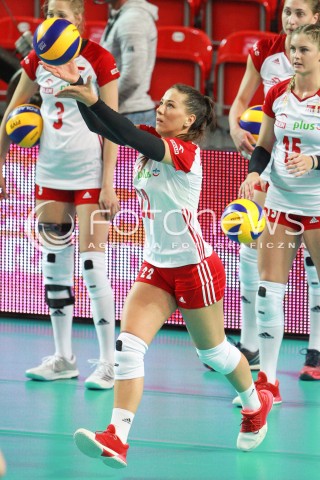  14.07.2017 OSTROWIEC SWIETOKRZYSKI <br />SIATKOWKA KOBIET <br />WORLD GRAND PRIX II DYWIZJI 2017 FIVB VOLLEYBALL <br />MECZ POLSKA - PERU ( POLAND - PERU ) <br />N/Z ROKSANA BRZOSKA SYLWETKA <br /> 