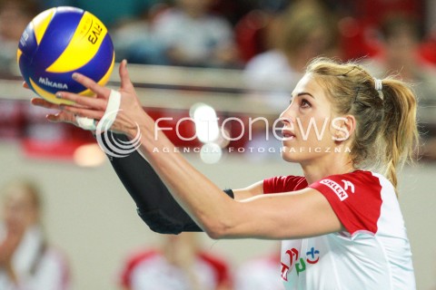  14.07.2017 OSTROWIEC SWIETOKRZYSKI <br />SIATKOWKA KOBIET <br />WORLD GRAND PRIX II DYWIZJI 2017 FIVB VOLLEYBALL <br />MECZ POLSKA - PERU ( POLAND - PERU ) <br />N/Z BERENIKA TOMSIA SYLWETKA <br /> 