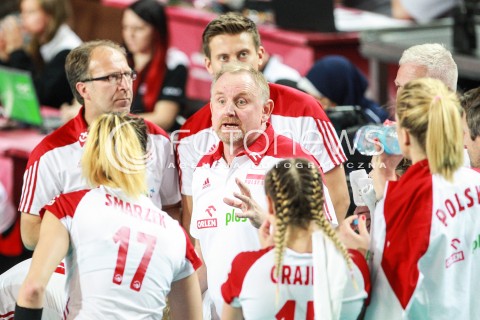  14.07.2017 OSTROWIEC SWIETOKRZYSKI <br />SIATKOWKA KOBIET <br />WORLD GRAND PRIX II DYWIZJI 2017 FIVB VOLLEYBALL <br />MECZ POLSKA - PERU ( POLAND - PERU ) <br />N/Z JACEK NAWROCKI - I TRENER ( HEAD COACH ) <br /> 