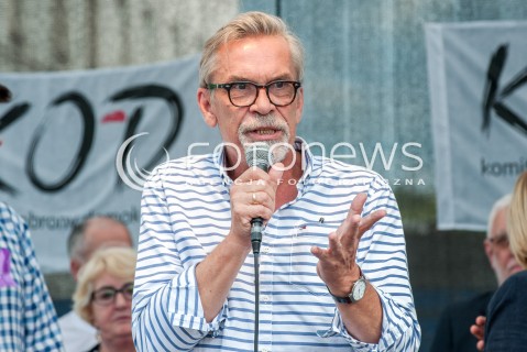  16.07.2017 WARSZAWA<br />MANIFESTACJA OPOZYCJI POD SEJMEM<br />N/Z JACEK ZAKOWSKI<br /> 