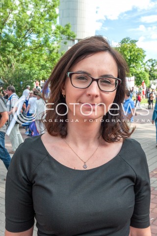  16.07.2017 WARSZAWA<br />MANIFESTACJA OPOZYCJI POD SEJMEM<br />N/Z KAMILA GASIUK PIHOWICZ<br /> 