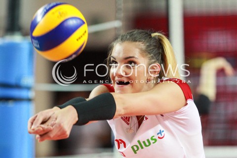  16.07.2017 OSTROWIEC SWIETOKRZYSKI <br />SIATKOWKA KOBIET <br />WORLD GRAND PRIX II DYWIZJI 2017 FIVB VOLLEYBALL <br />MECZ POLSKA - KOREA POLUDNIOWA ( POLAND - KOREA ) <br />N/Z MALWINA SMARZEK SYLWETKA <br /> 