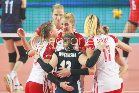  16.07.2017 OSTROWIEC SWIETOKRZYSKI <br />SIATKOWKA KOBIET <br />WORLD GRAND PRIX II DYWIZJI 2017 FIVB VOLLEYBALL <br />MECZ POLSKA - KOREA POLUDNIOWA ( POLAND - KOREA ) <br />N/Z BERENIKA TOMSIA ZUZANNA EFIMIENKO - MLOTKOWSKA RADOSC EMOCJE MARTYNA GRAJBER <br /> 