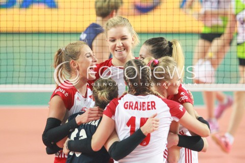  16.07.2017 OSTROWIEC SWIETOKRZYSKI <br />SIATKOWKA KOBIET <br />WORLD GRAND PRIX II DYWIZJI 2017 FIVB VOLLEYBALL <br />MECZ POLSKA - KOREA POLUDNIOWA ( POLAND - KOREA ) <br />N/Z AGNIESZKA KAKOLEWSKA BERENIKA TOMSIA RADOSC EMOCJE <br /> 