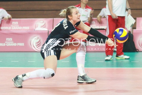  16.07.2017 OSTROWIEC SWIETOKRZYSKI <br />SIATKOWKA KOBIET <br />WORLD GRAND PRIX II DYWIZJI 2017 FIVB VOLLEYBALL <br />MECZ POLSKA - KOREA POLUDNIOWA ( POLAND - KOREA ) <br />N/Z AGATA WITKOWSKA SYLWETKA <br /> 